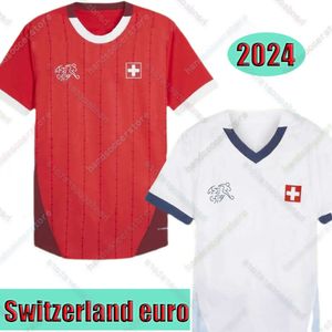 2024 EURO SWITzerland Soccer Jerseys Elvedi Akanji Zakaria Sow Rieder Embolo Shaqiri 24 25 Camisas de futebol Swiss Home Away Uniformes Men Kit Kit 111