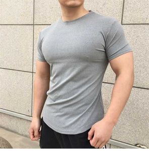 メンズTシャツ新しい高品質のメンズTシャツ夏走っている半袖ジムエクササイズトレーニングソリッドカラージョギングカジュアル通気性トップJ240330