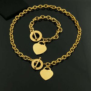 Christmas Gift Sier Women Necklace+bracelet Set Love Wedding Statement Jewelry Heart Pendant Bangle Sets 2 in 1 Thick Chains Toggle Bracelets Necklaces