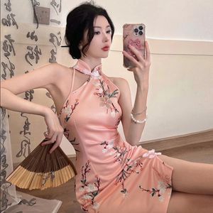 Etnik Giyim Seksi Modern Cheongsam Kadınlar için Çinli Elbise Qipao İnce Vücut Kırpma Kolsuz Moda Çiçek Baskı Vintage Retro