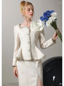Arbetsklänningar socialit kappa kjol Set Women's Spring and Autumn Chic tredimensionell blomma slip höft lång kostym kontorsdam