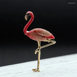 Broschen Design Rot Emaille Pin Flamingo Vogel Frauen Männer Metall Tier Brosche Pins Bankett Broche Kinder Geschenk Schal Schnalle