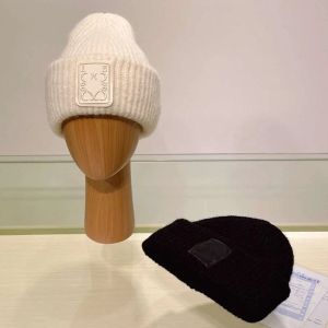 Caps beanie/skalle mössor kvinna lyxiga klassiska män motorhuven lo stickad mössa cappello ullskalle kepsar matchar halsduk klädtillbehör bucke