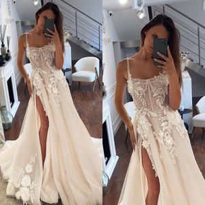 Uma linha vestido vintage espaguete vestidos de noiva vestidos de noiva Apliques de renda tule pérolas túmulos de designer dividido Mariage es ppliques