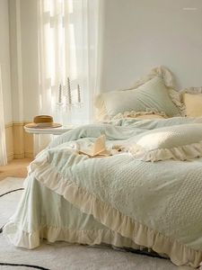Комплекты постельного белья из четырех предметов, полиэстер, французский стиль принцессы, резное молочное волокно, осенне-зимний утолщенный теплый двусторонний бархат, 1,8 м