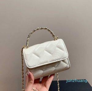 Designer-bonito mini crossbody sacos cintura de luxo cinto de corrente para mulheres mini saco de cintura oco para fora saco cintura jóias do corpo