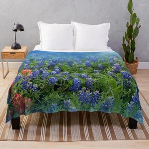Decken Pretty BlueBonnets – Blue And Red Hill Country Flowers Spring Botanical Florals Throw Blanket Summer Soft