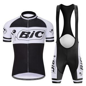 Cycling Jersey Set Road Bike Equipment Men's Cycling Shirt Clothing Shorts Men Downhill Quick Dry Clothes Aerobic