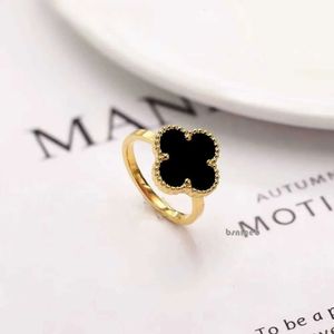 Brand Luxury Clover Designer Chinese Ring 18k Gold Green Red Black Stone Charm Diamond Emotion Nail Finger Engagement Jewelry 9949