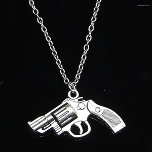 Catene 20 pezzi Collana moda 29x22mm Pistola Revolver Pistola Pendenti Corto Lungo Donna Uomo Colar Regalo Gioielli Girocollo