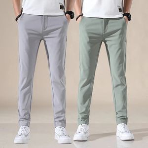 2023 Spring och Autumn Mens Golf Pants Högkvalitativ elasticitet Fashion Casual Breatble Trousers 240319