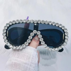 Sunglasses Fashion Shining Rhinestone Oval Oversized Cool Personalized Crystal Goggles Women Pography Decoration Glasses