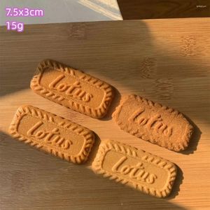 Flores decorativas realmente PVC Artificial Cookie Simulation Modelo de comida decoração de bolo falso Lotus Biscoff Sandwich Ice Cream Bubble Waffle Pancak