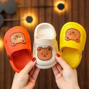 Baby Summer Sandals for Boy Girls Cartoon Bear Kids Flip Flop Toddler Rubber Slippers for Children Home Garden Beach Anti Shoes 240323