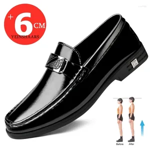 Sapatos de vestido Homens formais mocassins planos / 5cm elevador elevador tênis macio couro de vaca casual aumento de altura sapato mais alto