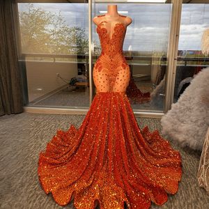 2024 Sparkling Orange Prom -klänningar för svarta kvinnor promdress aftonklänningar Elegant illusion Sequined Lace Rhinestones födelsedagsklänning för speciellt tillfälle AM641