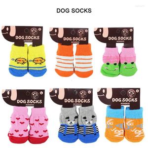 Hundebekleidung 4 Teile/satz Haustier Socken Anti-Rutsch-Druck Katzen Welpen Schutz Produkte Gestrickte Warme Innen Tragen Katze Zufällige Farbe