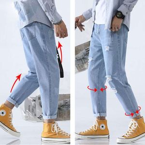 Helle Distressed-Jeans für Herren, verkürzte Slim-Fit-Hose für Herren, Herbsthose für Herren, Bettlerhose für Herren in koreanischer Version für Sommerstudenten