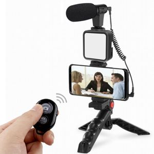 Kit01 Smartphone VLOG LED Video Light Kit com Tripod Stand Microfone Shoe Cold Shoe Phone Phone Titular Remote para fotografar