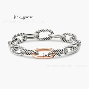 DY DESGINER DAVID YURMA SMEEDDRY TOPA KVALITETS Armband Enkelt och elegant Populärt Woven Twisted Rope Fashion Ring David Armband Punk Jewelry Band Fashion David 634