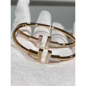 Bracciale a doppia T Bracciale a doppio marchio originale Rosa 18K Diamond Fritillaria Full Elastic Inlaiid di seconda generazione Tecnologia CNC con logo Dy27