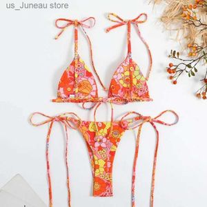 Kvinnors badkläder Sexigt blommatryck Bikini 3 Kvinnor Swimsuit Kvinnliga badkläder thong bikinis set brasiliansk halter strand slitage baddräkt t240330