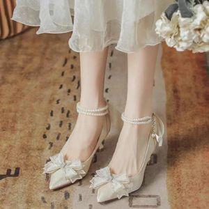 Casual Shoes 2024 Crystal Bow High Heels Kvinnor pekade Toe Pearl Ankle Strap Pumps Woman Fashion Silk Thin Party Kvinna