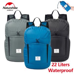 Väskor NatureHike Waterproof Ryggsäck 22L Ultralight Knapsack utomhus rese vandring cykling väska vikbar lättvikt 170g 30d nylon