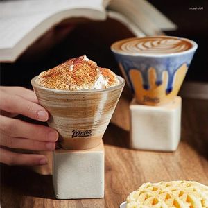 Tazze Piattini Tazza da caffè in ceramica retrò creativa Tazza in ceramica grezza Tè Latte giapponese Tirare fiore Porcellana Tazza affusolata per uso domestico