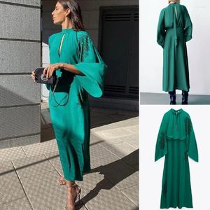 Casual Dresses Cos LRIS Europe och USA 2024 Spring Summer Shiny Long Dress with Bright Brodery Temperament 4786292