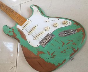 Yeni Arrivel 1956 Surf Green St Relic Elektro Gitar El yapımı Alder Vücut Yaşlı Donanım Elektro Gitarlar Guitarra3280847