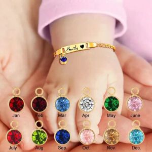 Personlig No Fade Baby Armband med Birthstone Engraved Anpassat barns namn Armband Mamma Baby Birthday Present For Women Kids