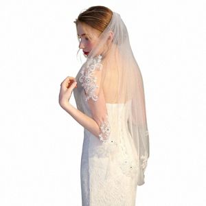 1 Tier Wedding Veil Elegant Crystal Beads Lace Edge Veil White Ivory Bridal Veil med Comb Delicate Wedding Party Accory M6G2#