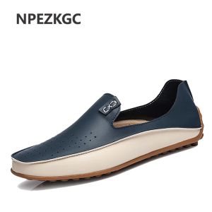 Sapatos Sapatos de couro da moda para homens Novo deslizamento em mocassins PLUS TAMANHO 47 Sapatos de direção casual Wide 2021 Business Shoes Sneaker Masculino