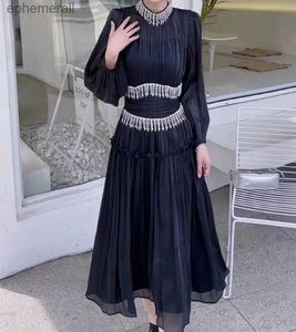 Urban Sexy Dresses Luxury French Spring Summer Diamonds Tassel Glossy Black Midi Dress for Women Stand Collar Ruffles Organza Pleated Party Clothes YQ240330