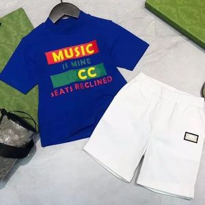 Abiti firmati per bambini Set di abbigliamento per ragazzi per bambini T-shirt a maniche corte per bambini estivi Pantaloncini 2 pezzi Tuta per vestiti per bambini Multi colori