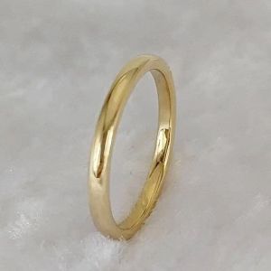 リング高品質のリアルソリッドピュア14Kゴールドリングウエスタンデザイナー手作りの上質なジュエリースリム2mmの男性と女性のための結婚指輪