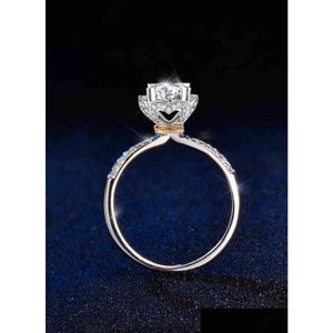 Pierścienie trzymające w stylu kwiatów 925 SIERLING SIER MOISSANITE Party Anniversary Pierścień dla kobiet Test Diamond 6165974 Drop dostawa DH0TK