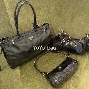 Designer handbag women's fashionable shoulder bag luxurious underarm foreskin bag