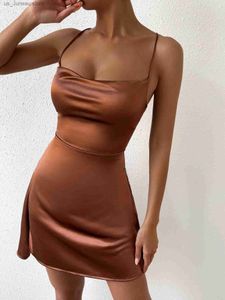 Vestidos Casuais Básicos Mulheres Sexy Cetim Bodycon Mini Vestido Slveless Lace Up Backless Brown Vestidos de Noite Feminino Party Club Wear T240330