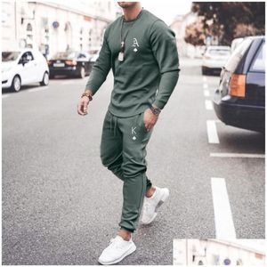 Mens T-shirts män Set Tracksuit Sportsuits Gentlemen t-shirt kostym långärmad ren färgrockbyxor gym