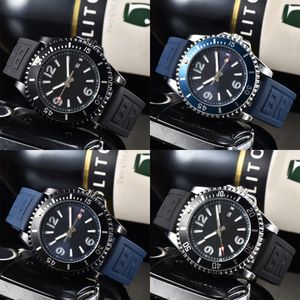 Luxury men watch superocean quartz movement watches high quality chronograph comfortable rubber band fashion watches with calendar sapphire glass 4 colors sb080