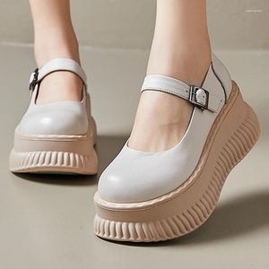 Sapatos de vestido GKTINOO 2024 Primavera Retro Mulheres Genuínas Couro 7cm Cunhas Salto Grosso Sola Casual Senhoras Plataforma Mary Janes