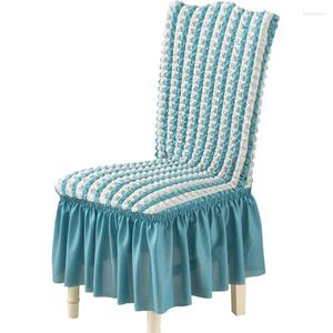 Pokrywa krzesła jadalnia z spódnicą na rozciąganie niebieska wysoka tylna okładka Eleganckie meble do mycia SeerSucker