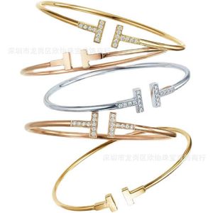 Original varumärke dubbel T-armband kvinnor 18K Rose Gold Diamond Set Open T-Shaped 925 Silver Temperament Fashion Cresatile Style Net Red Samma