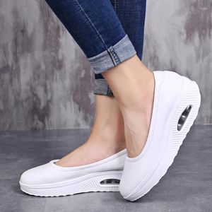 Scarpe casual Mocassini con plateau da donna in pelle da donna per donna Trend 2024 Mocassini di lusso Walking Outdoor Fashion Slip-On