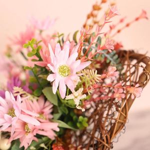 Decorative Flowers Durable Garland Wreath 30 28cm Spring Daisy Artificial Wedding Background Party Pendants Pink Heart Plastic