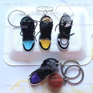 Keychains Lanyards 1pc Mini Sneaker Keychain Fashion Model Basketball Sneaker Shoes Keychain Car Keyring Pendant Men Bag Charm Ornaments Gift Craft T240330