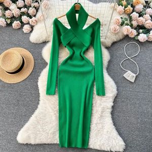 Vestidos casuais inverno mulheres urbanas sexy criss-cross halter elegante lápis vestido senhoras moda magro malha manga longa meados de bezerro vestidos