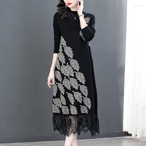 Casual Dresses Spring Black Jacquard Sticked Vintage Midi Dress 2024 Autumn Long Sleeve Women Elegant BodyCon Party Solid Vestidos